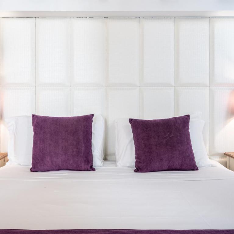 Corso Suite 107 Rooms Wellness & Spa - Deluxe Room - 2