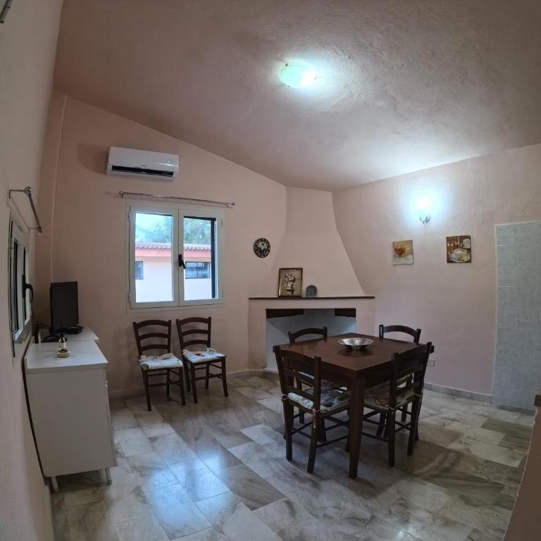 Casa Aura mare Orosei - Four-Bedroom House - 23