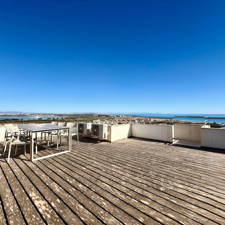 Rooftop Escape-Sea View Retreat, Torrevieja - Apartment mit 2 Schlafzimmern - 7