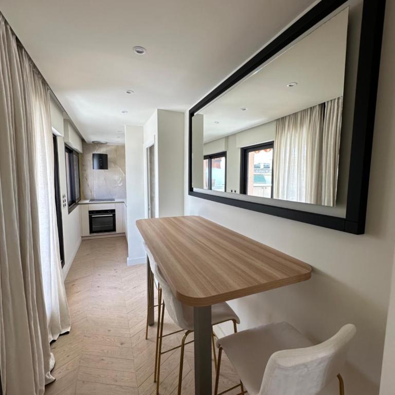 Terrasse 20m2 T2 Nice Étoile - Hyper Centre Carré d'Or - Apartment mit 1 Schlafzimmer - 29