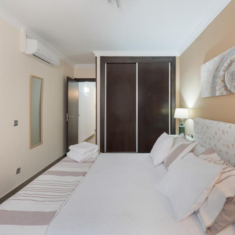 Sierra Ronda Centro - Apartamento Deluxe de 2 dormitorios con balcón - 11