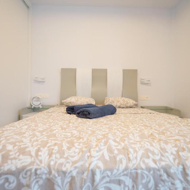 YourSpain es Apartment S2 2 2A Heated Pool - Three-Bedroom Apartment with Balcony - 10