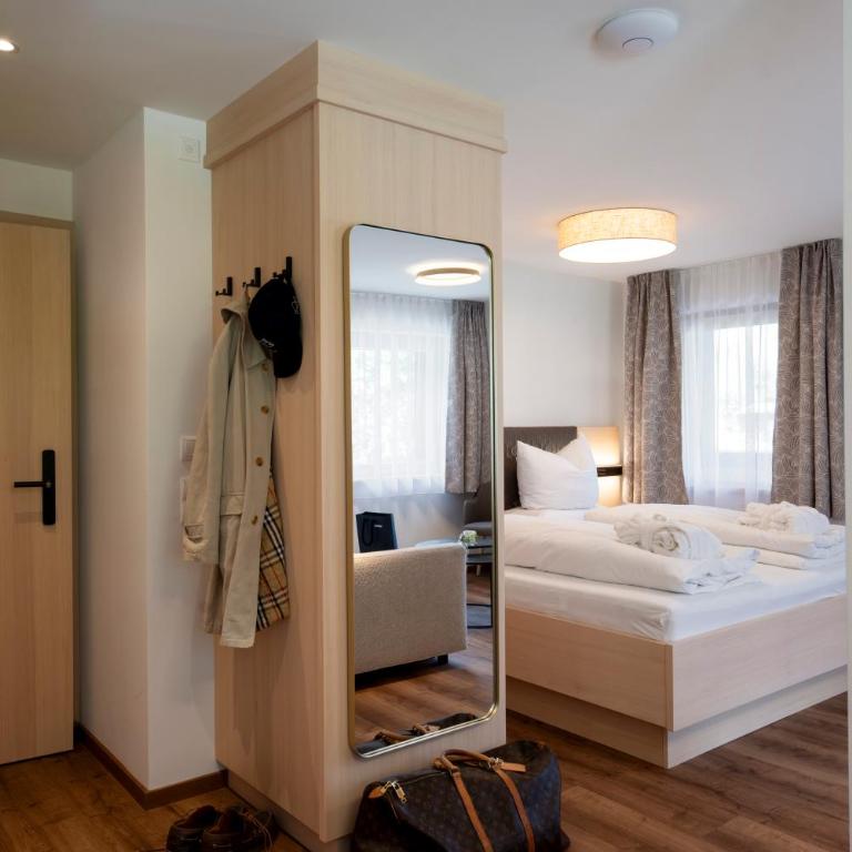 Aparthotel Saladina direkt an der Talstation - Studio-Apartment mit Balkon - 3