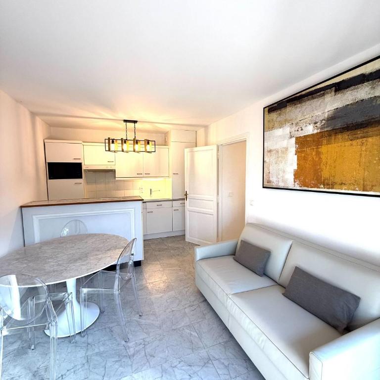 Résidence LE ROYAL PANORAMA - Appartement 1 Chambre - Vue sur Jardin - 11