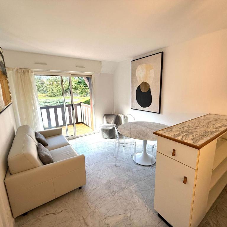 Résidence LE ROYAL PANORAMA - Appartement 1 Chambre - Vue sur Jardin - 4