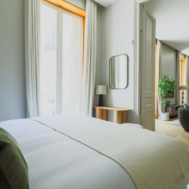 Apt 2BDR 4P - Arc de Triomphe Champs-Élysées - Appartement 2 Chambres - 12
