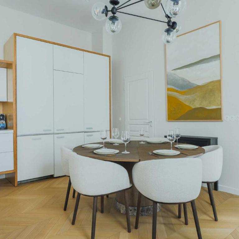 Apt 2BDR 4P - Arc de Triomphe Champs-Élysées - Appartement 2 Chambres - 19