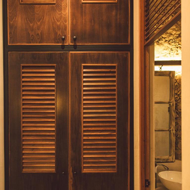 TreeHouse Boutique Hotel, an adults only boutique hotel - Habitación con cama grande - 3