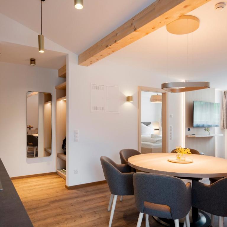 Aparthotel Saladina direkt an der Talstation - Deluxe Apartment mit Balkon und 2 Schlafzimmern - 8