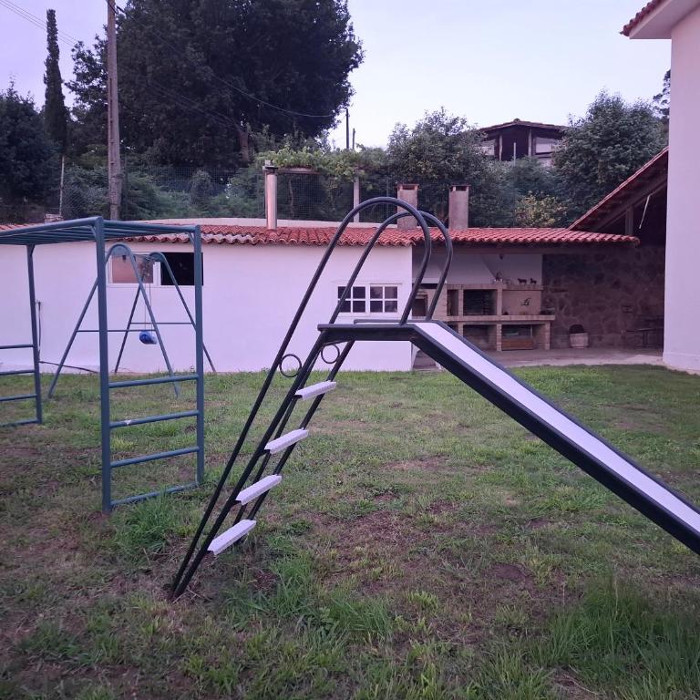 Casa con vistas al mar con terreno en Pontevedra - Casa de 6 dormitorios - 2