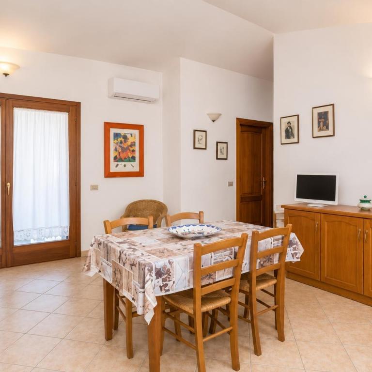 Casa di Lucia Relax in the heart of San Teodoro - Appartamento con 2 Camere da Letto - 6