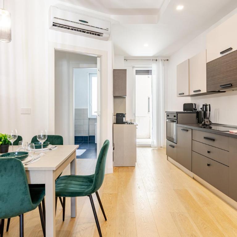 Milano City Suite - Elegance Steps from Duomo - Appartamento con 2 Camere da Letto - 1