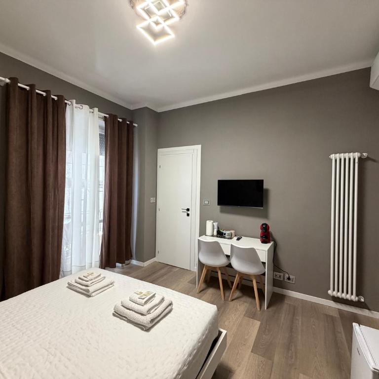 Neni's Rooms - Double Room with Balcony - 1