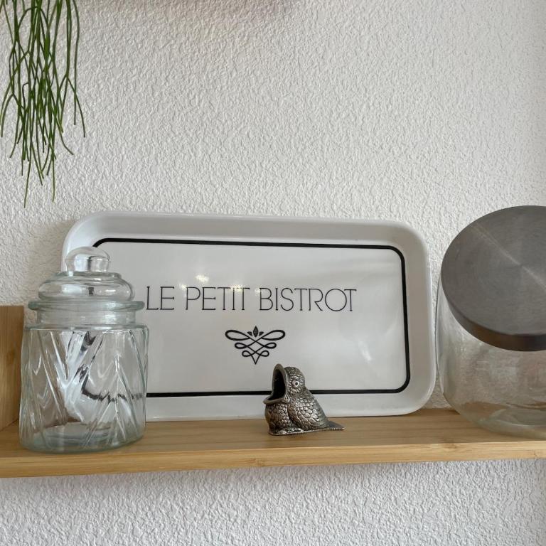 Studio climatisé à deux pas de la plage et de la marina - Studio-Apartment mit Balkon - 11