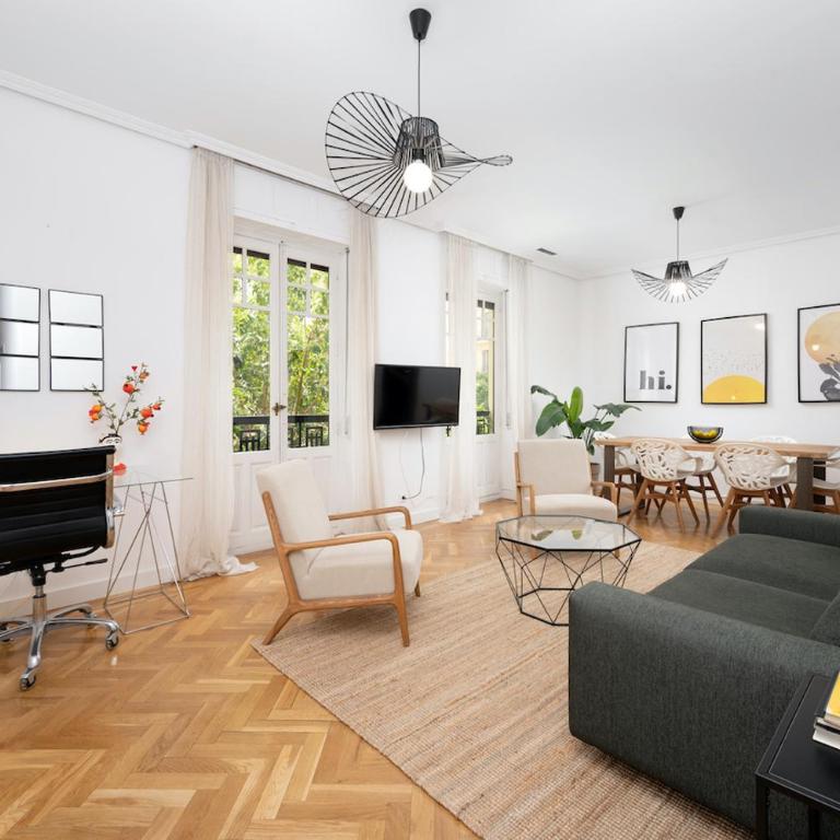 Staymadrid Retiro apart -Bright & Spacious 1-5 pax - Apartamento de 2 dormitorios - 1