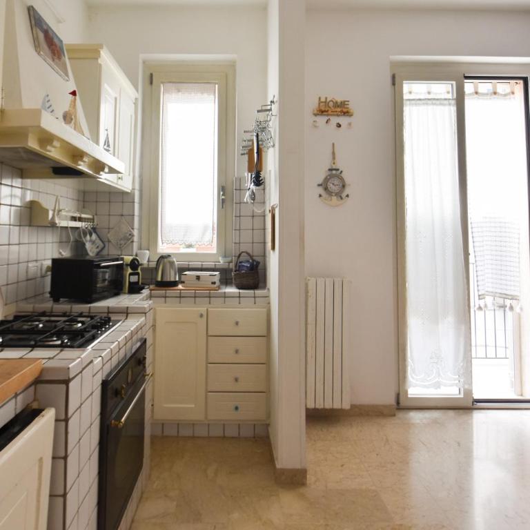 Octavia Central Apartment - Appartamento con 1 Camera da Letto con Balcone e Vista Città - 11