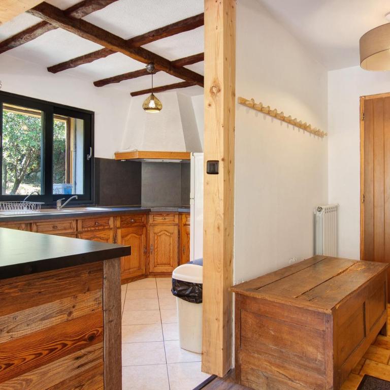 Gite Les Grillons - Appartement 2 Chambres avec Vue sur la Montagne - 9