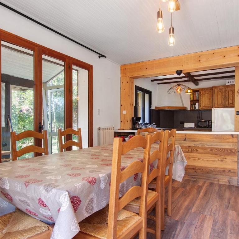 Gite Les Grillons - Appartement 2 Chambres avec Vue sur la Montagne - 6