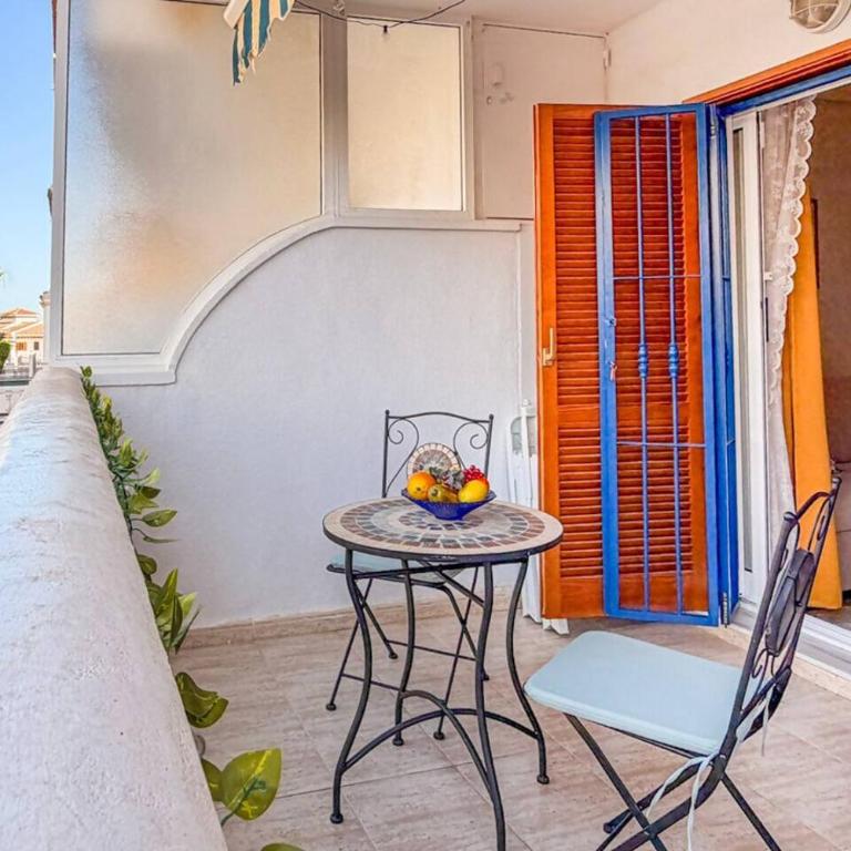 Apartamento Pink Buganvilla - Two-Bedroom Apartment - 3
