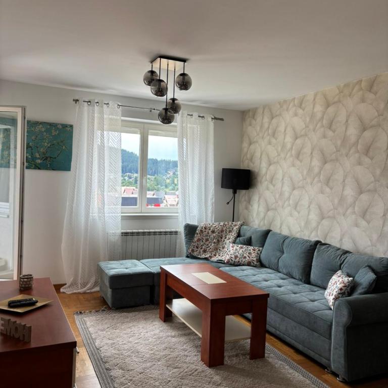 Stan na dan Baza - One-Bedroom Apartment - 1