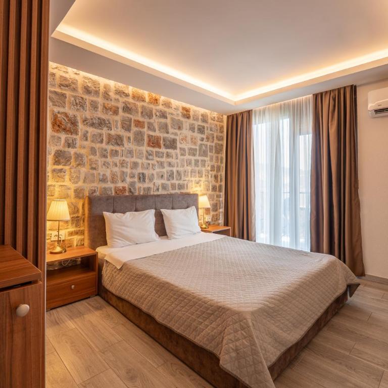 Agape Rose Hotel - Dvokrevetna Soba sa Bračnim Krevetom sa Balkonom i Pogledom na More - 2