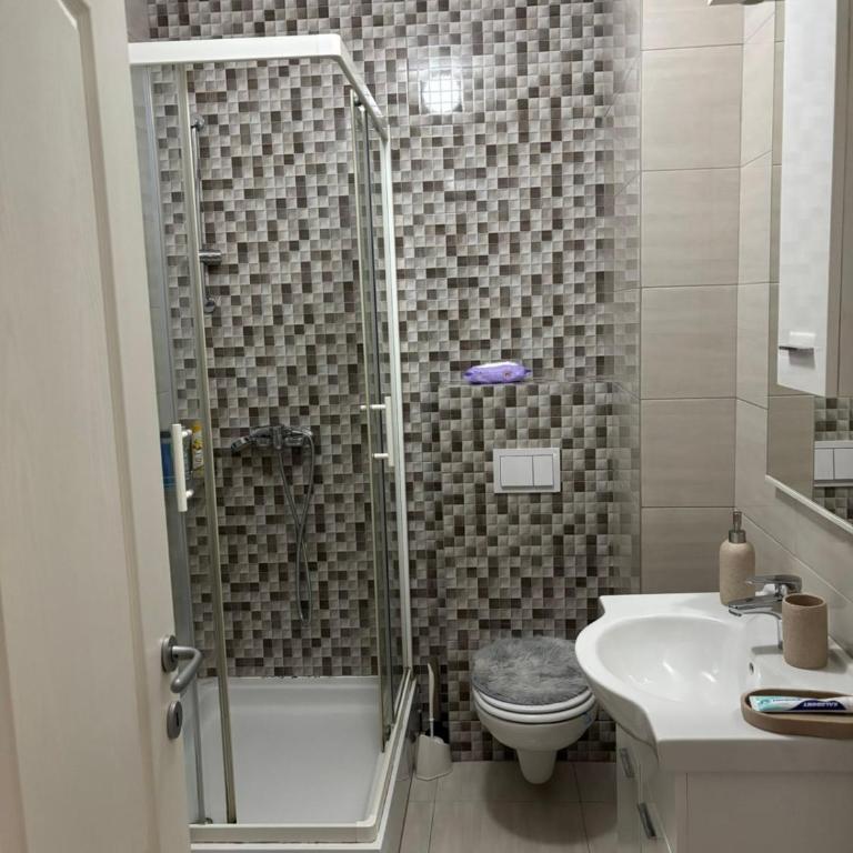 Stan na dan Baza - One-Bedroom Apartment - 4