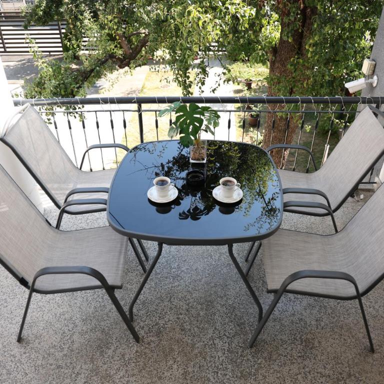Anna Apartment, Stylish One-Bedroom with Large Balcony and Parking - Apartment mit 1 Schlafzimmer - 73