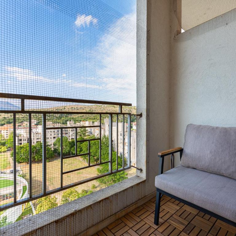 Hillton Art Apartments - Studio Apartman s Balkonom - 6