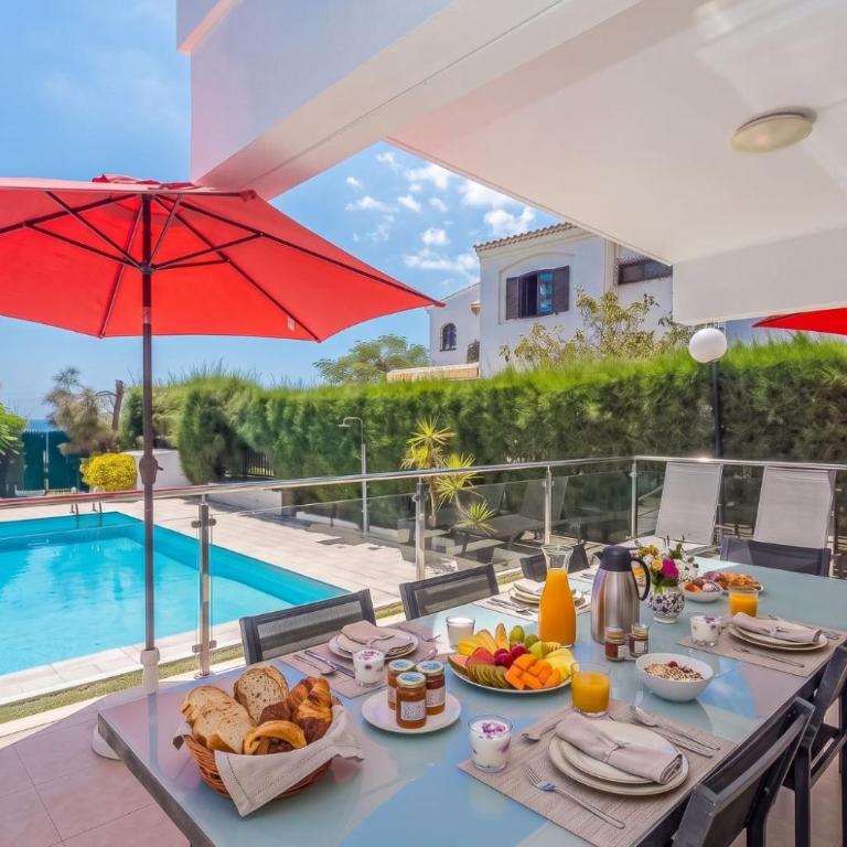GuestReady - Tarantos Sea View and Pool - Villa - 34