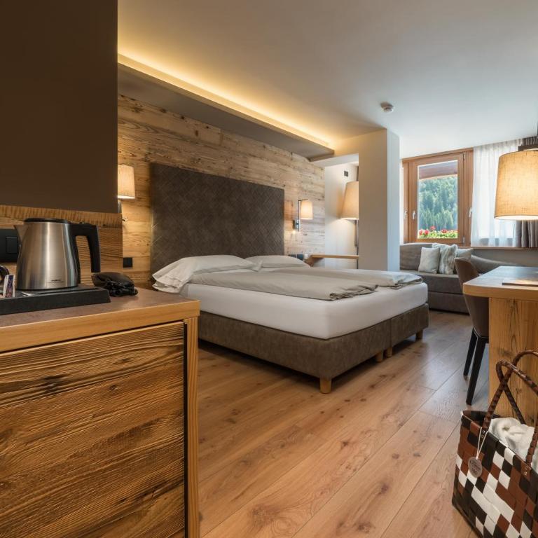 Hotel Crozzon - Double Room with Mountain View - 4