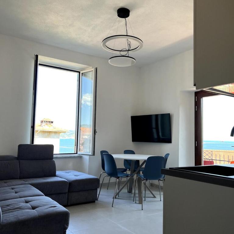 Sea View Recently Renovated - Appartamento con 2 Camere da Letto - 11