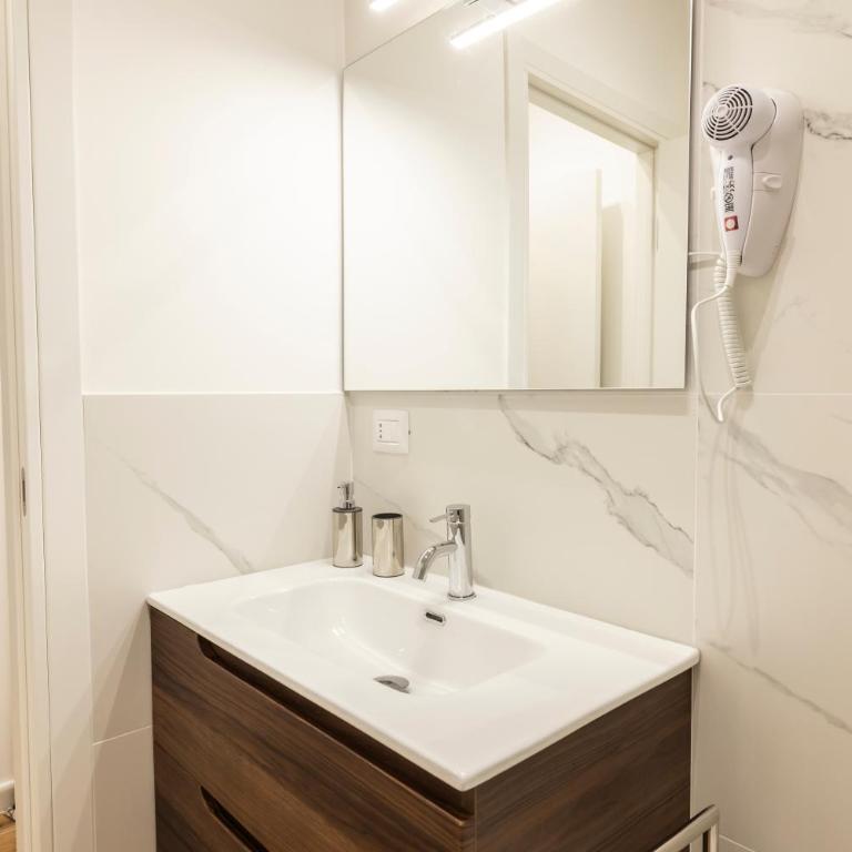 A7 Suites - Torino Centro - Appartamento con 1 Camera da Letto - 3