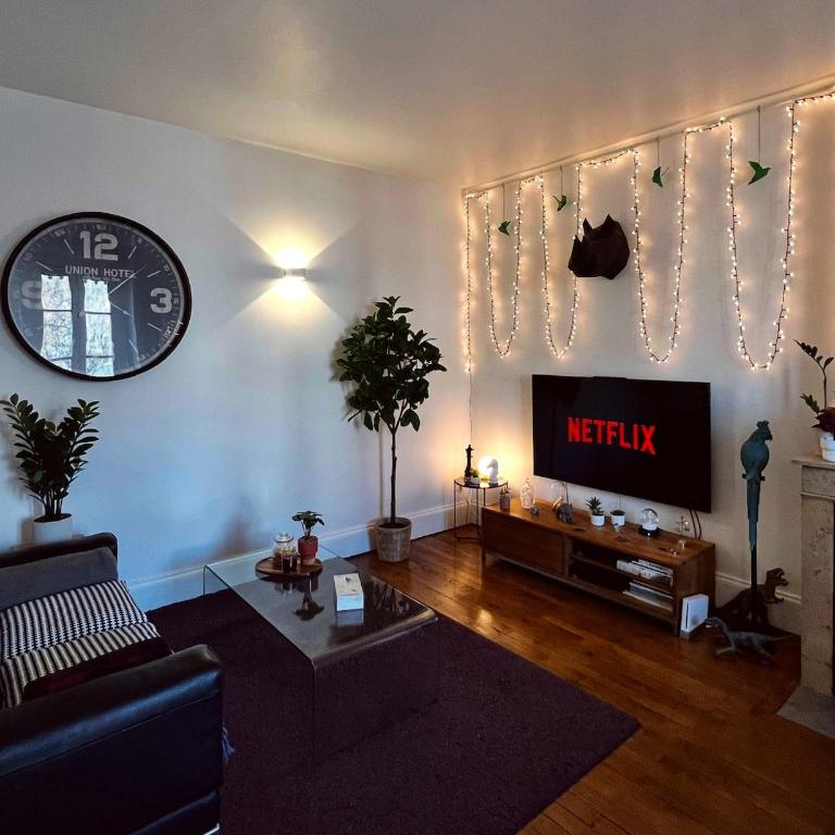 Appartement chaleureux - 40 m2 - Proche Gare - One-Bedroom Apartment - 1