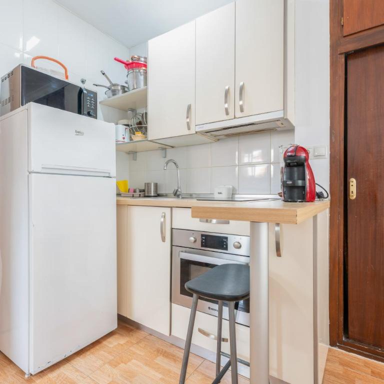 Torremolinos Downtown - Apartamento Superior con vistas a la ciudad - 5