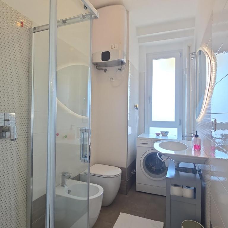 M4 Center - Design Washington - Self Check In - WiFi - Balcony - AC - MilanoFlats - Appartamento Superior con 1 Camera da Letto e Balcone - 4