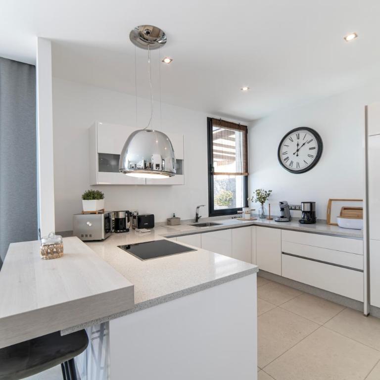 Lanz A Lot, modern 3 bed villa with private pool - Villa de 3 dormitorios - 8