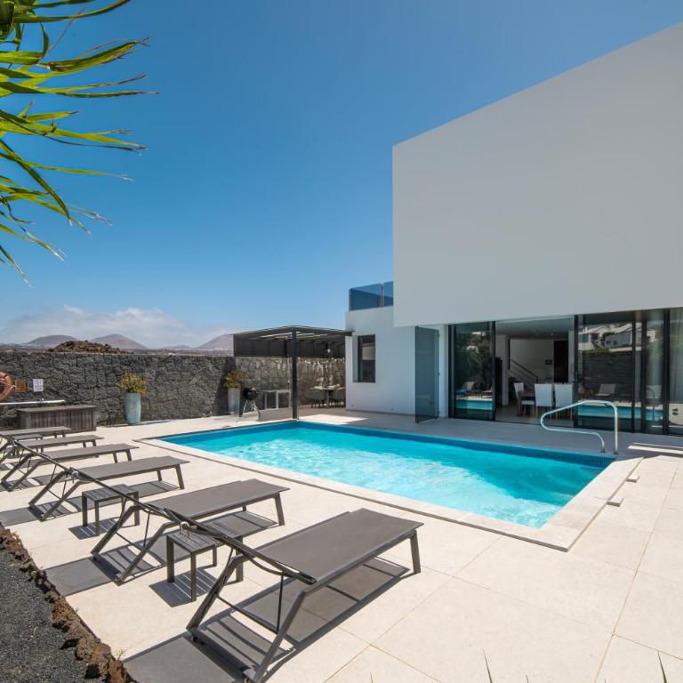 Lanz A Lot, modern 3 bed villa with private pool - Villa de 3 dormitorios - 45
