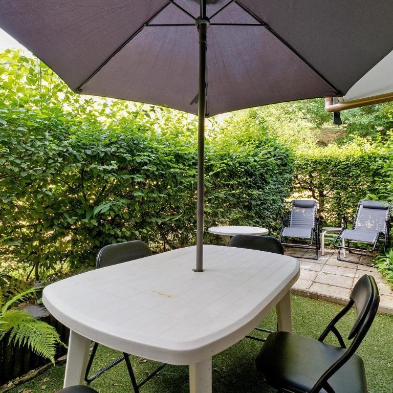 Les Centaurees - Appartement 1 Chambre - Vue sur Jardin - 2
