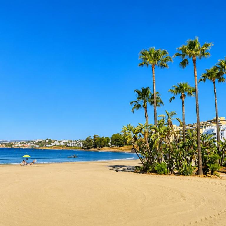 Coastal Living Near Estepona Marina - Apartamento - 21
