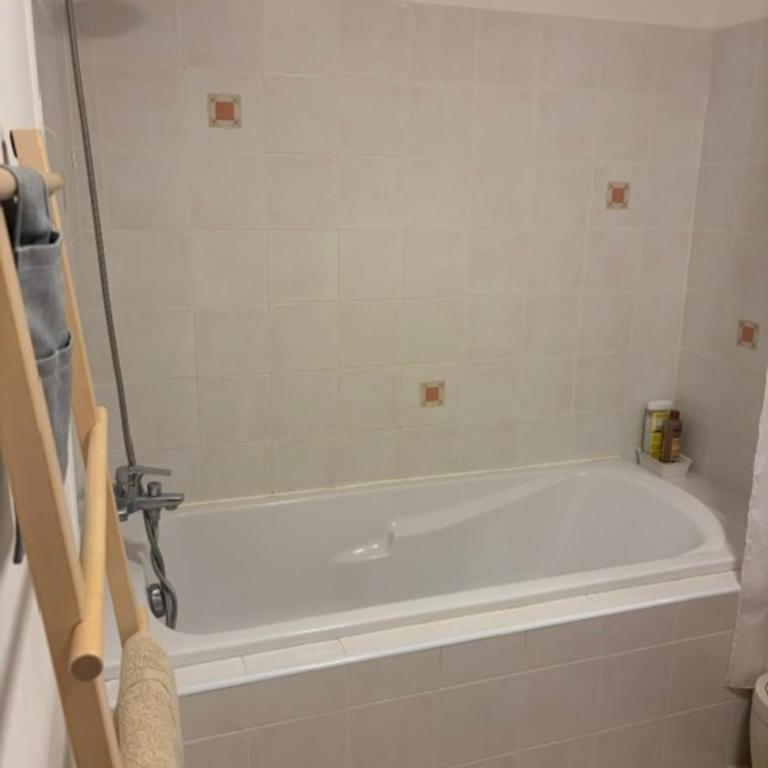 Bel appartement à 5 min à pied du centre - Appartement - 22