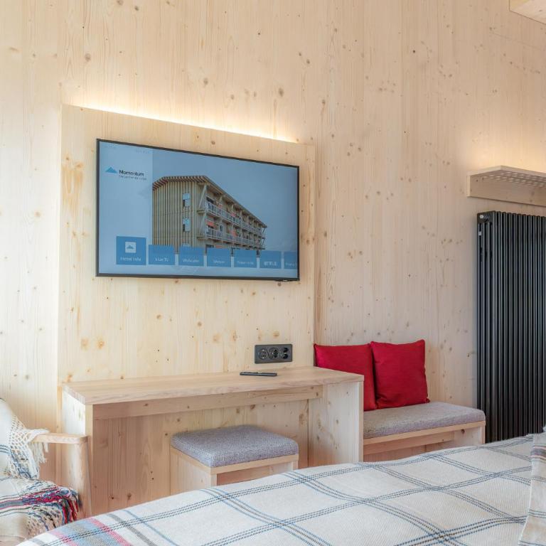 Momentum, die Lauchernalp Lodge - Doppel-/Zweibettzimmer mit Balkon - 8