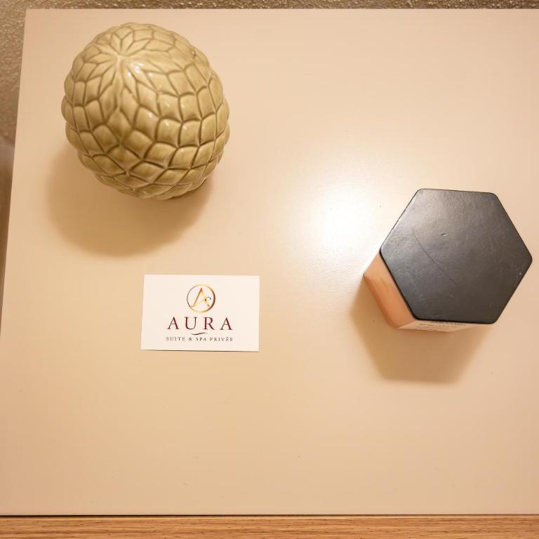 Aura Suite & Spa Privée - Ferienhaus - 66
