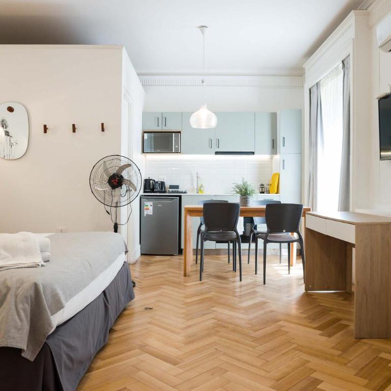 Bellavista Buzz Stylish 1BR Haven Just Steps from the Metro - Studio - 3