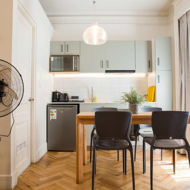 Bellavista Buzz Stylish 1BR Haven Just Steps from the Metro - Studio - 9