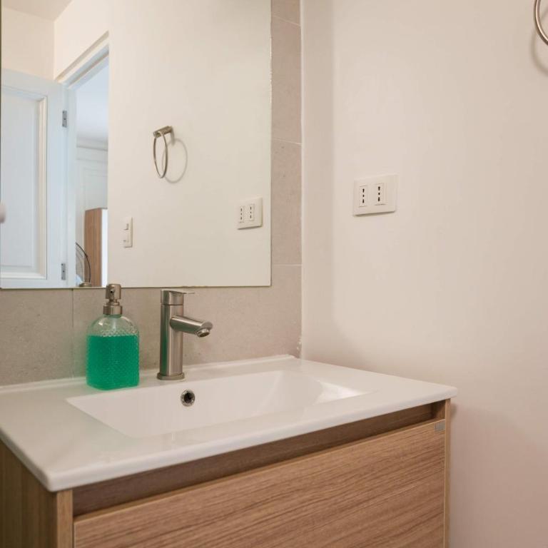 Bellavista Buzz Stylish 1BR Haven Just Steps from the Metro - Studio - 18