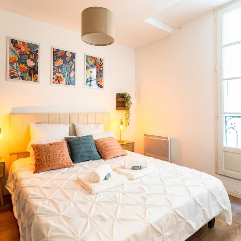 Colombine - Charme & Art de Vivre au Cœur de Pézenas, Balcon, WiFi Fibre - OFFRE SPECIALE - Appartement 2 Chambres Deluxe - 28