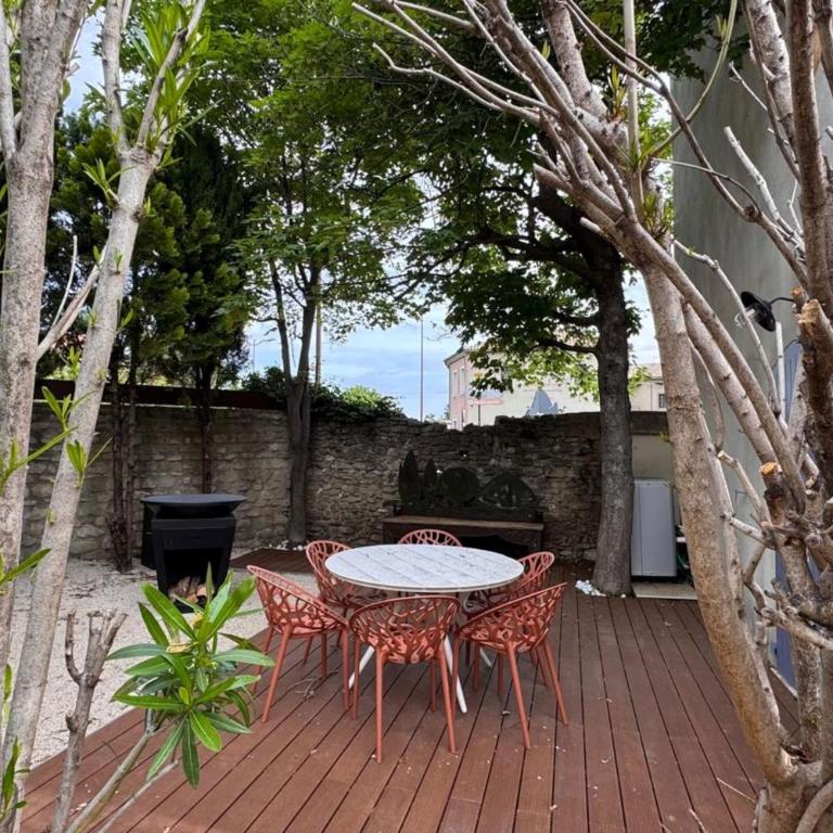 Elivi Elegant Art Deco house with Garden Walk to the Heart of Town - Maison de Vacances - 3