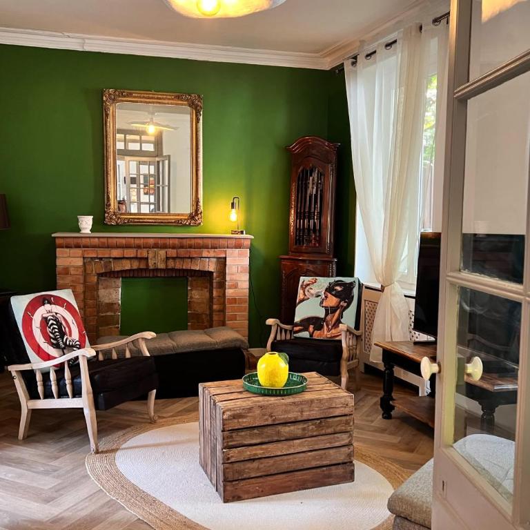 Elivi Elegant Art Deco house with Garden Walk to the Heart of Town - Maison de Vacances - 4