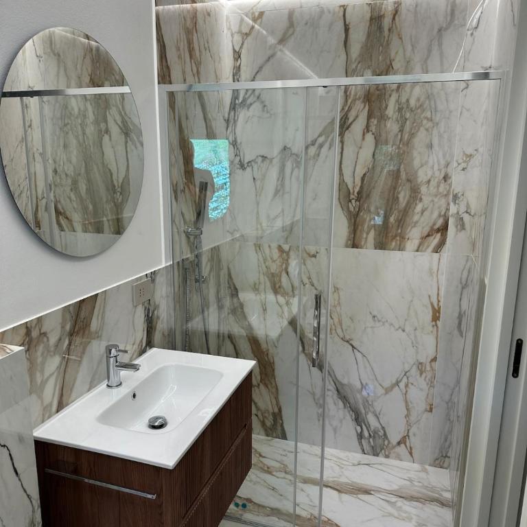 Luxury Sea View Apartment - Appartamento con 2 Camere da Letto - 13