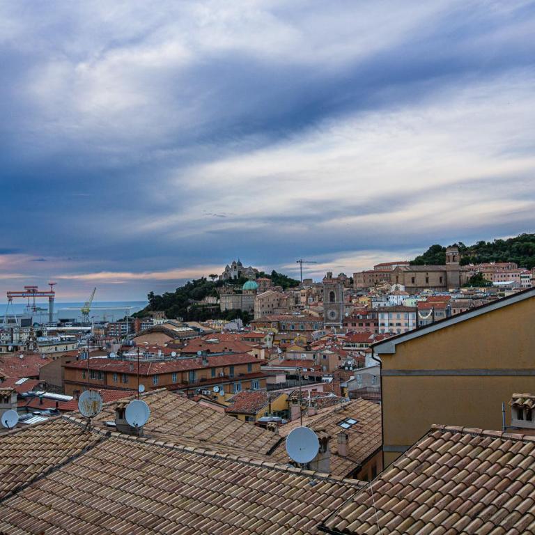 Ancona centro Luxury Apartment Via Torrioni 23 - Appartamento con 2 Camere da Letto - 41